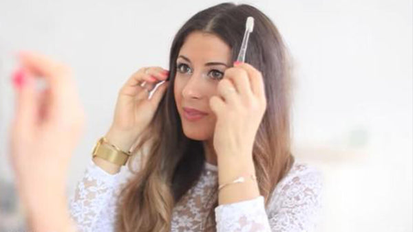 Top 20 Weirdest Hair Hacks blog image