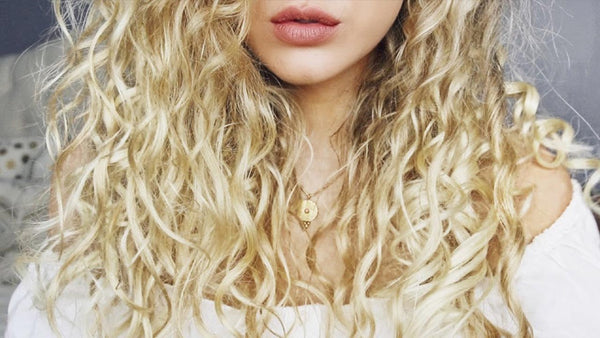 How To Blend Clip-in Hair Extensions With Curly Hair blog image