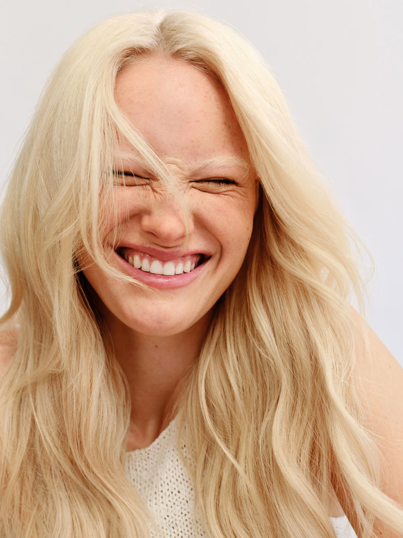22" Dimensional Cream Blonde Effortless Tape-Ins The Full Volume Kit (50g) - Campaign Hero Shot