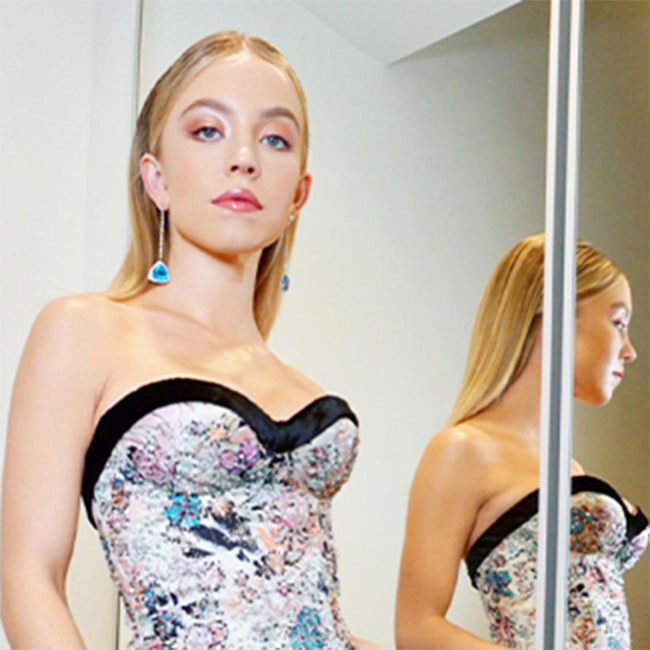 View SYDNEY SWEENEY page