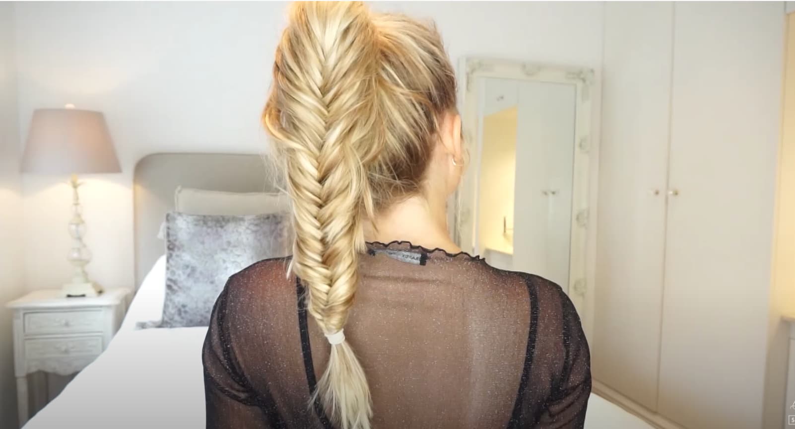 Greasy Hair? Try These Hairstyles for Third Day Hair