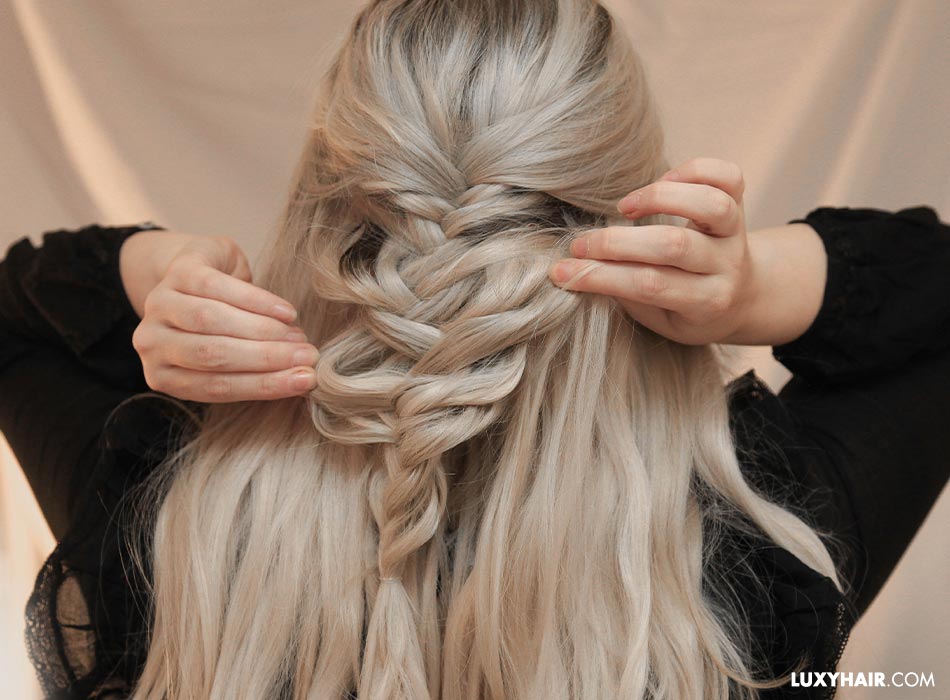 How To Style Halo® Hair Extensions In Less Than 5 Minutes